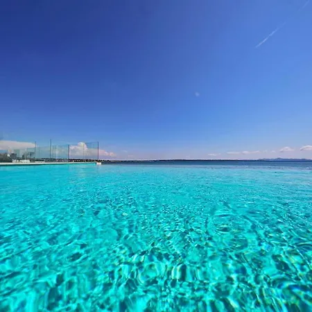 Arcadia Eco-luxe Mobile Homes With Infinity Pool By Oiko Collection *