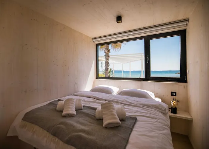 Arcadia Eco-luxe Mobile Homes With Infinity Pool By Oiko Collection Vila Privlaka (Zadar)