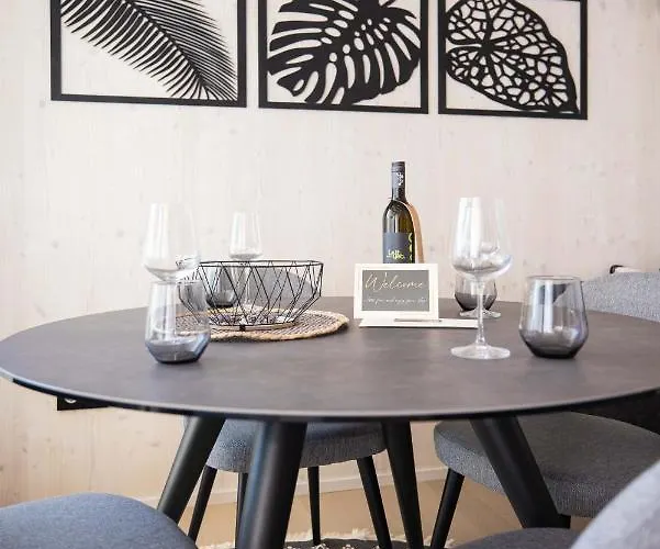 Arcadia Eco-luxe Mobile Homes With Infinity Pool By Oiko Collection Vila Privlaka (Zadar)